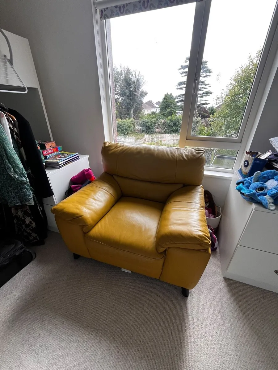 Yellow Arm chair - Image 1