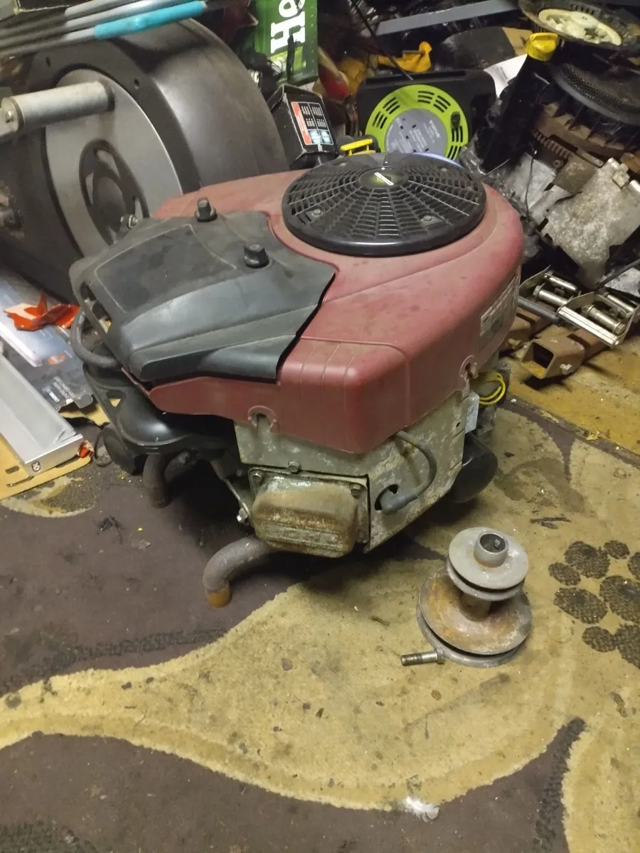 Lawnmower engine - Image 3