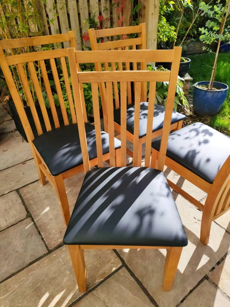 4 kitchen dining chairs - Image 2