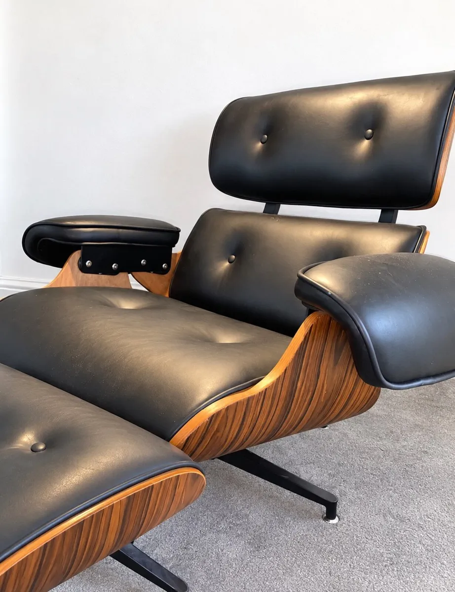 Eames Style lounge chair with matching ottoman - Image 3