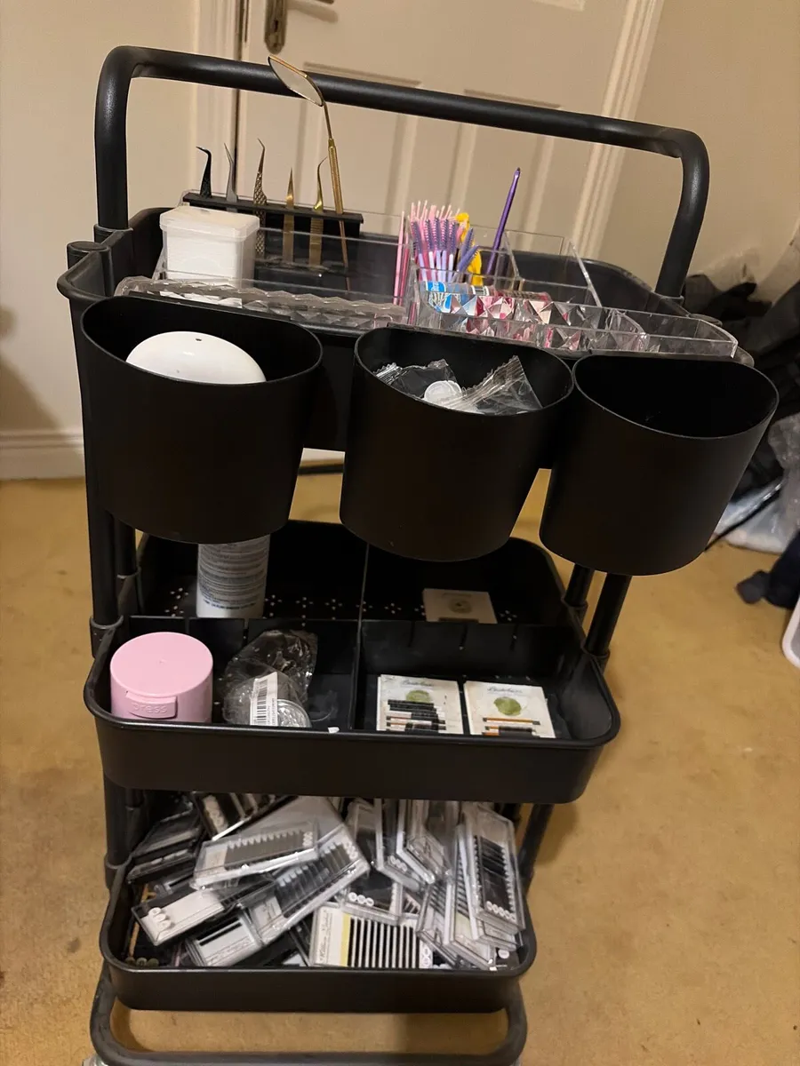 Lash & nails set ups/ products - Image 1