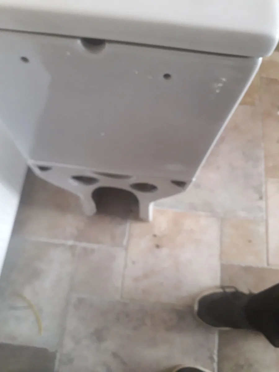 Toilet for Sale – Excellent Condition Never Used - Image 2