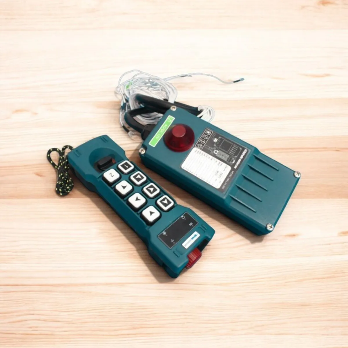 hydraulic  controls - Image 4