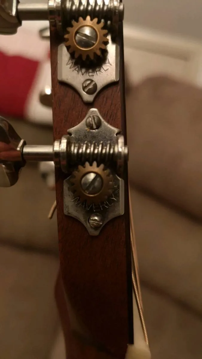 Martin HD28VS - Image 4