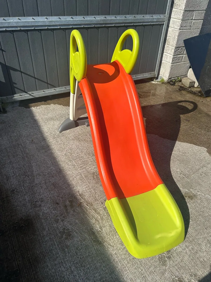 Play slide - Image 2