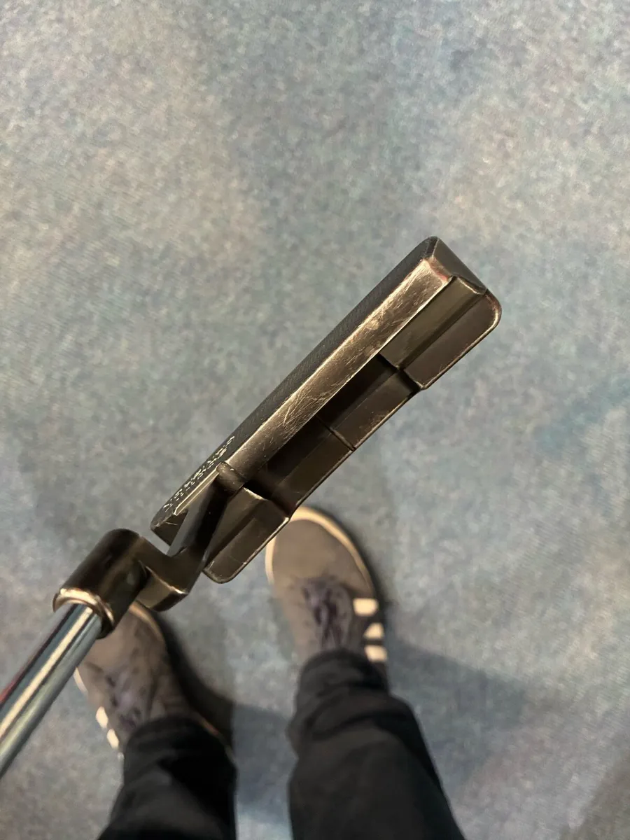 Scotty Cameron Newport 2 putter 34 inch - Image 2