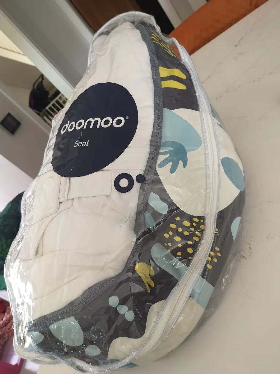 Baby doomoo seat - Image 4