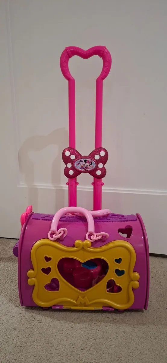 Disney Minnie Mouse Pet Carrier with Wheels - Image 1