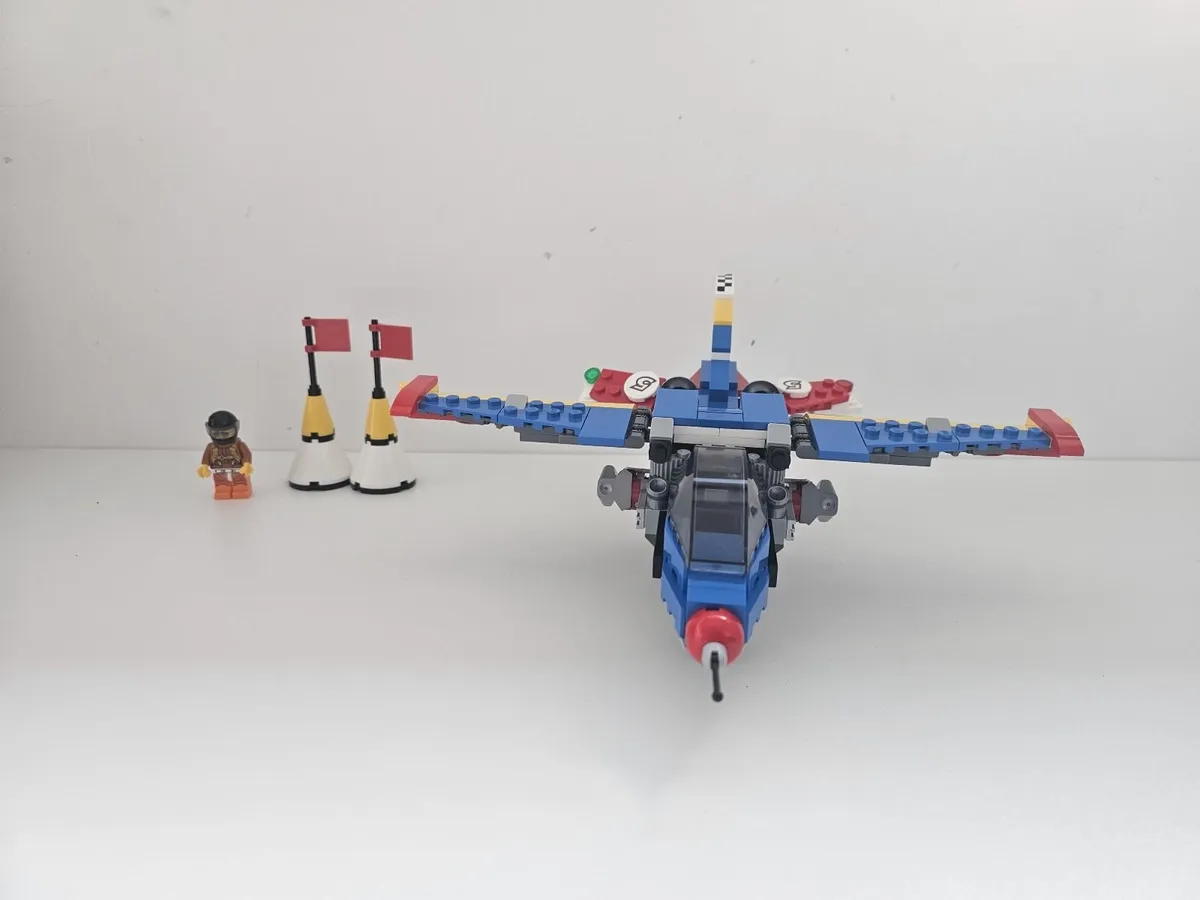 LEGO Creator 3-in-1 31094 Race Plane – Retired Set - Image 2