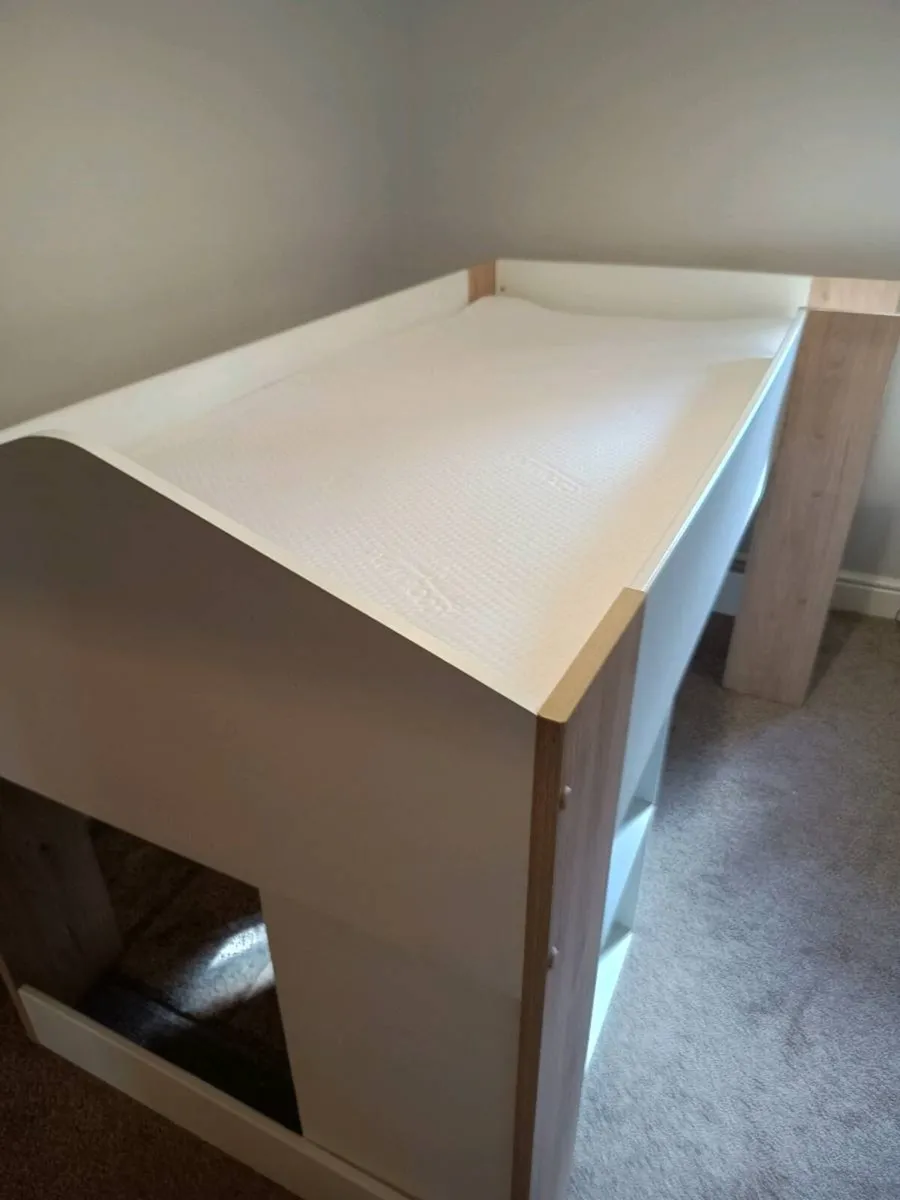 Children's bed - Image 3