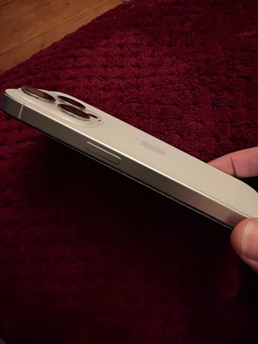 I phone 15 pro - Image 2