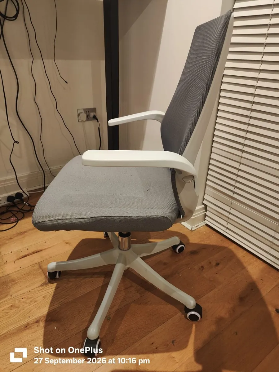 SIHOO Ergonomic Office Chair - Image 1