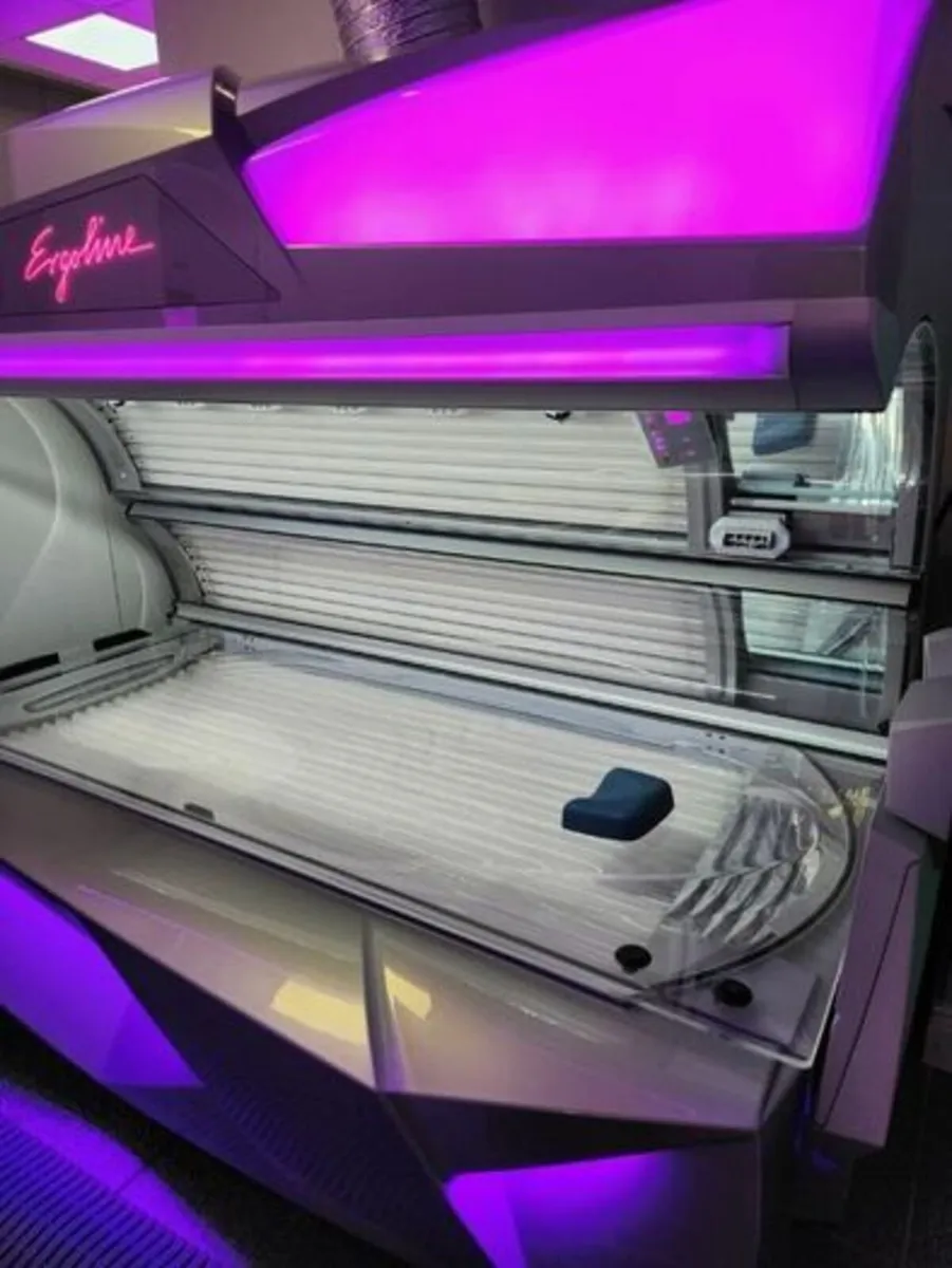 Sunbed Ergoline Affinity 900 - Image 3