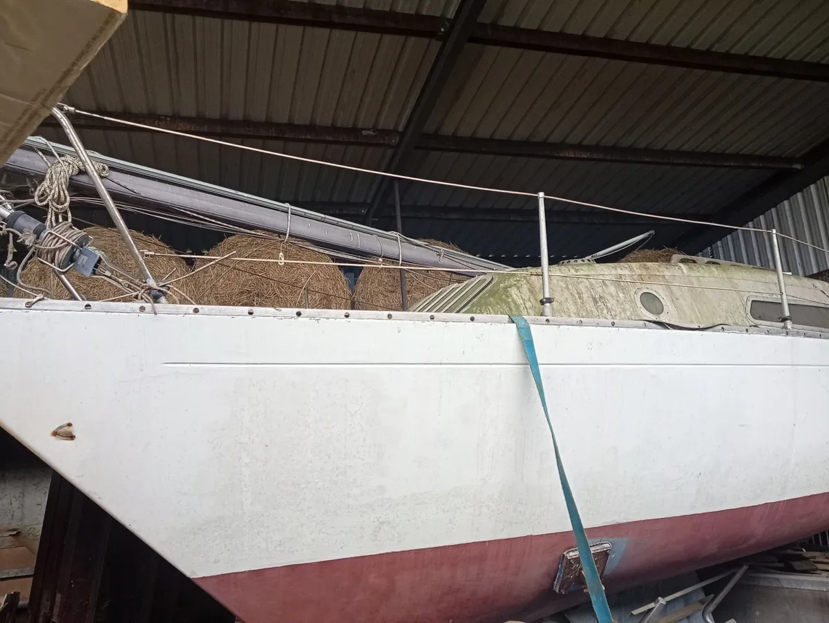 24 ft Sailboat - Image 3