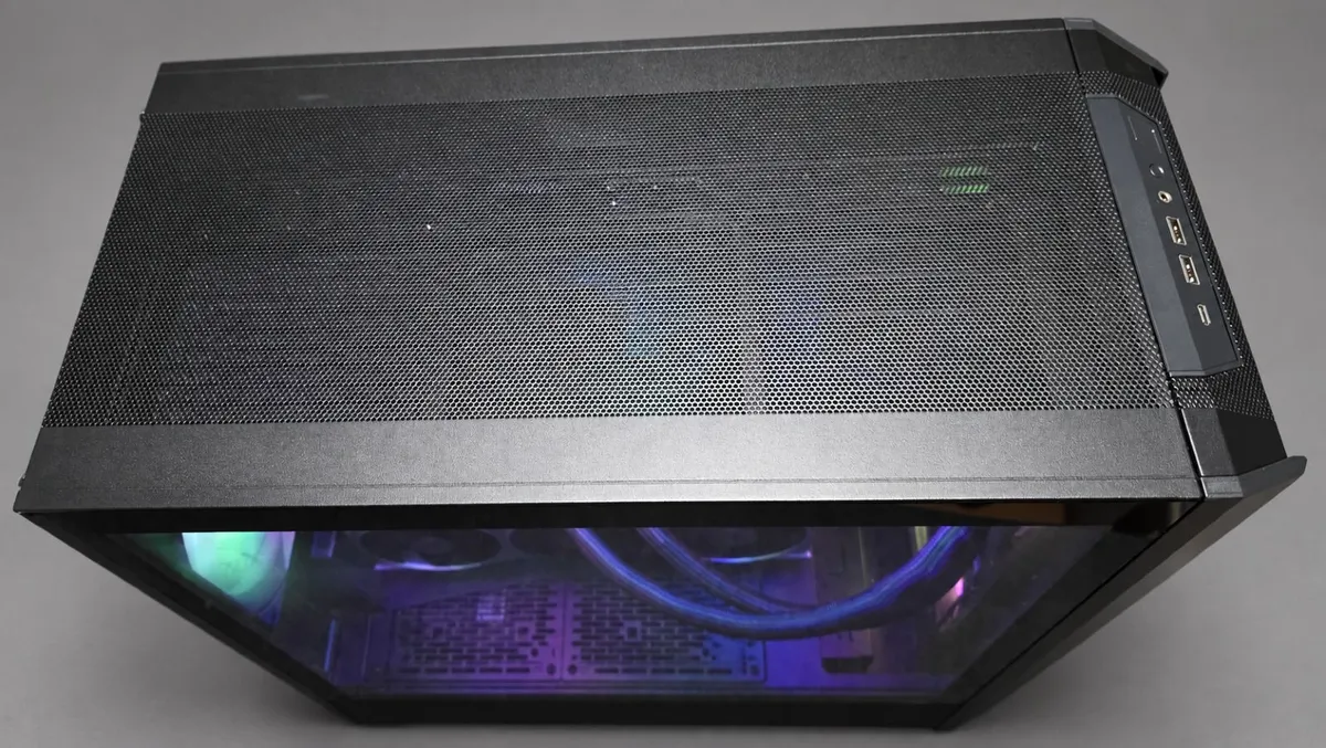 LANCOOL 216 i5 ULTRA RTX 5070 Gaming PC - Image 3