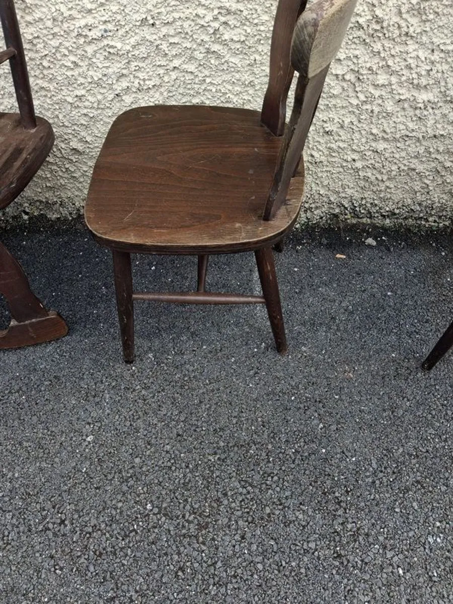 5 Wooden Chairs - Image 4