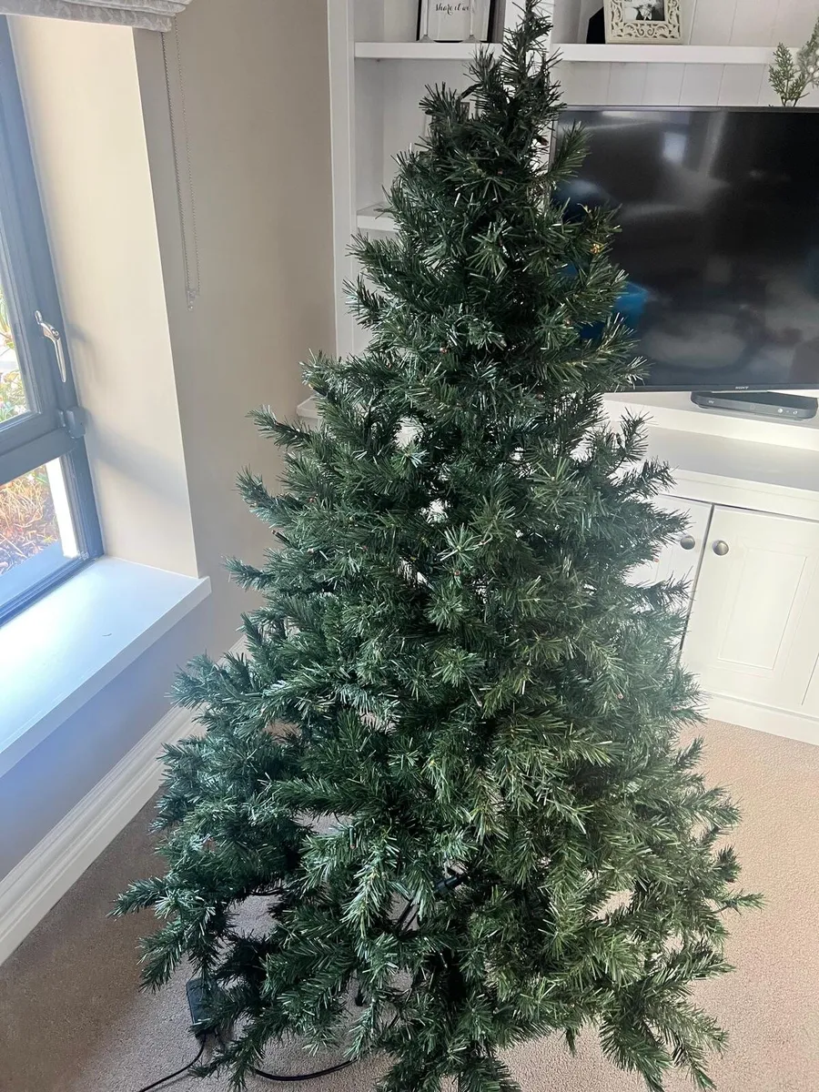 Christmas tree - Image 3