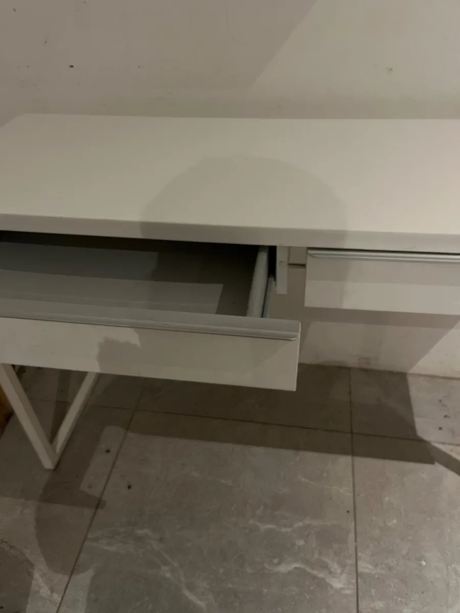 Table - Image 2