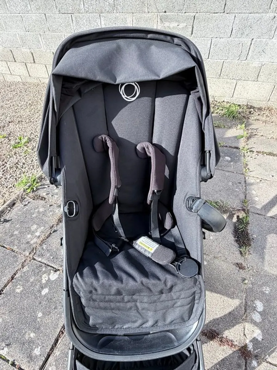 Bugaboo Fox5 2-in-1 Buggie with travel case - Image 1