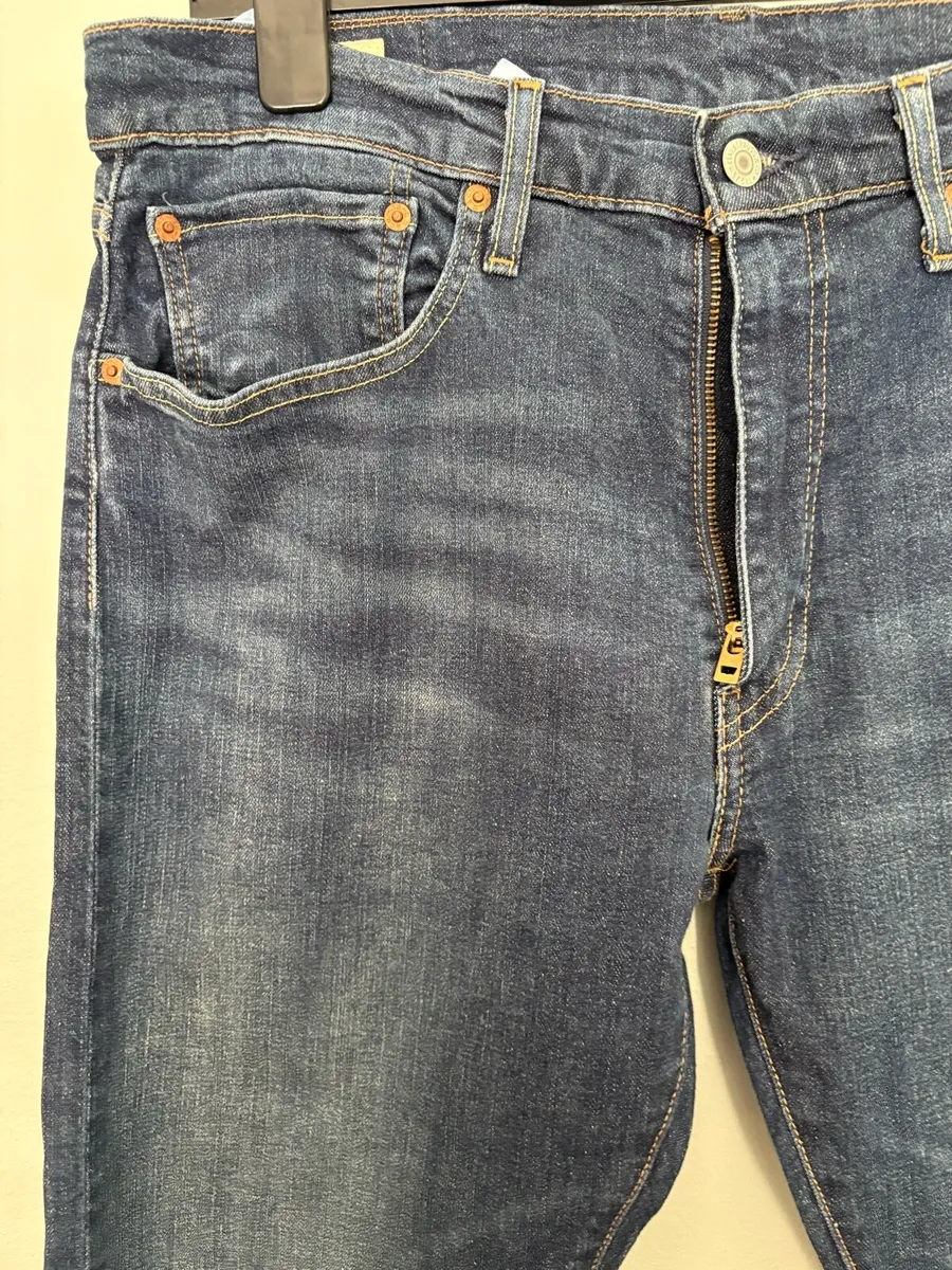 Men’s Levi’s jeans - Image 2