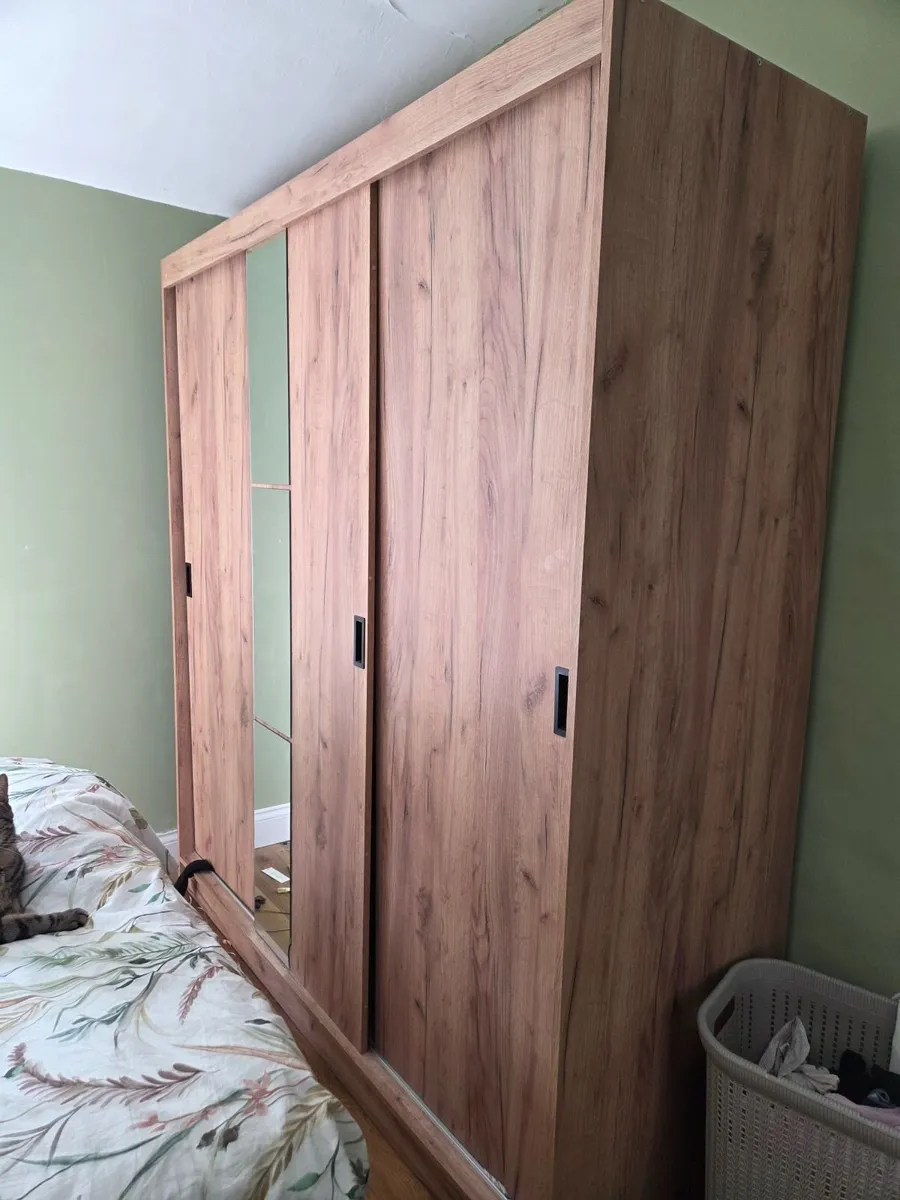 JYSK Odder Wadrobe - Image 3