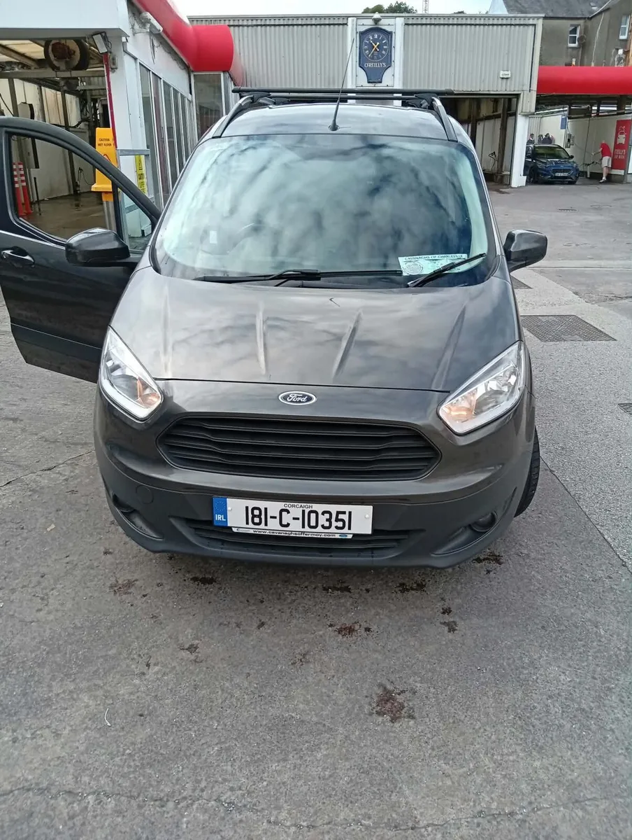 Van - Image 1