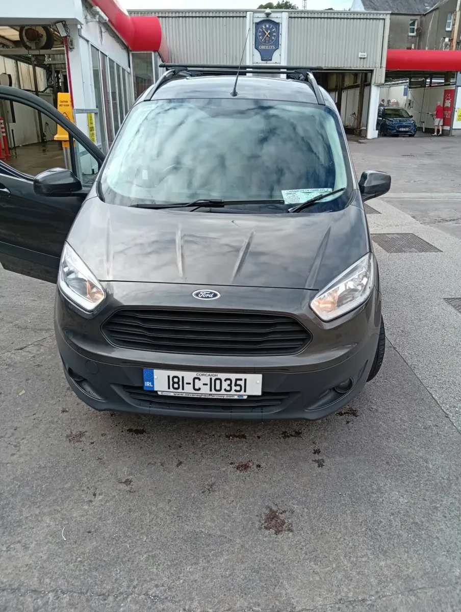 Van - Image 3