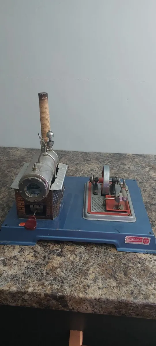 Steam engine model
