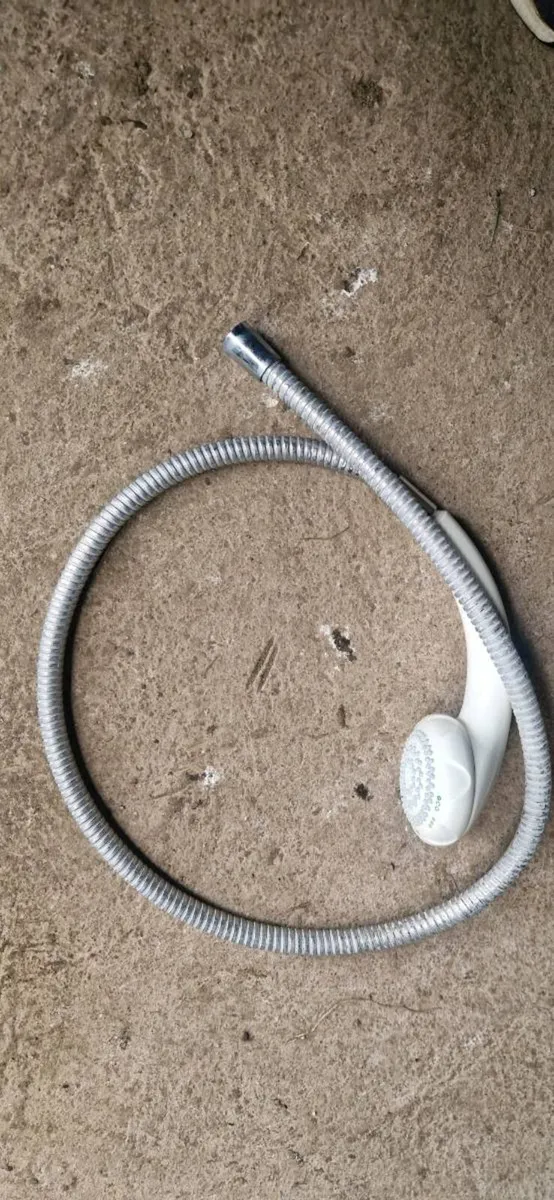 Electric Shower - Image 3