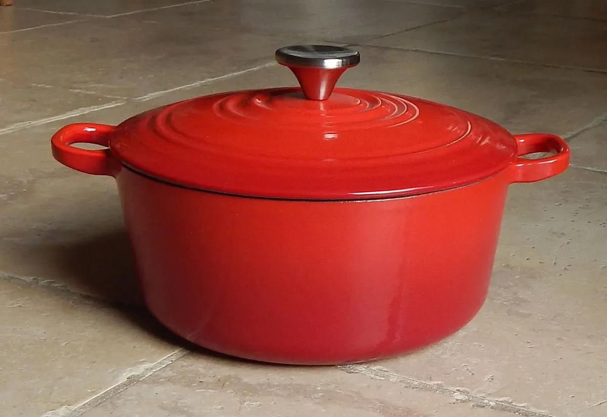 MasterChef Cast Iron Casserole Cooking Pot - Image 2