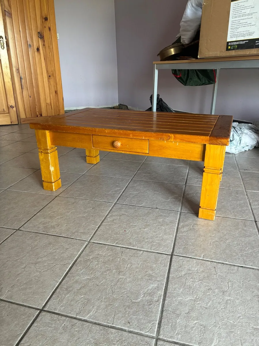 Coffe table - Image 1