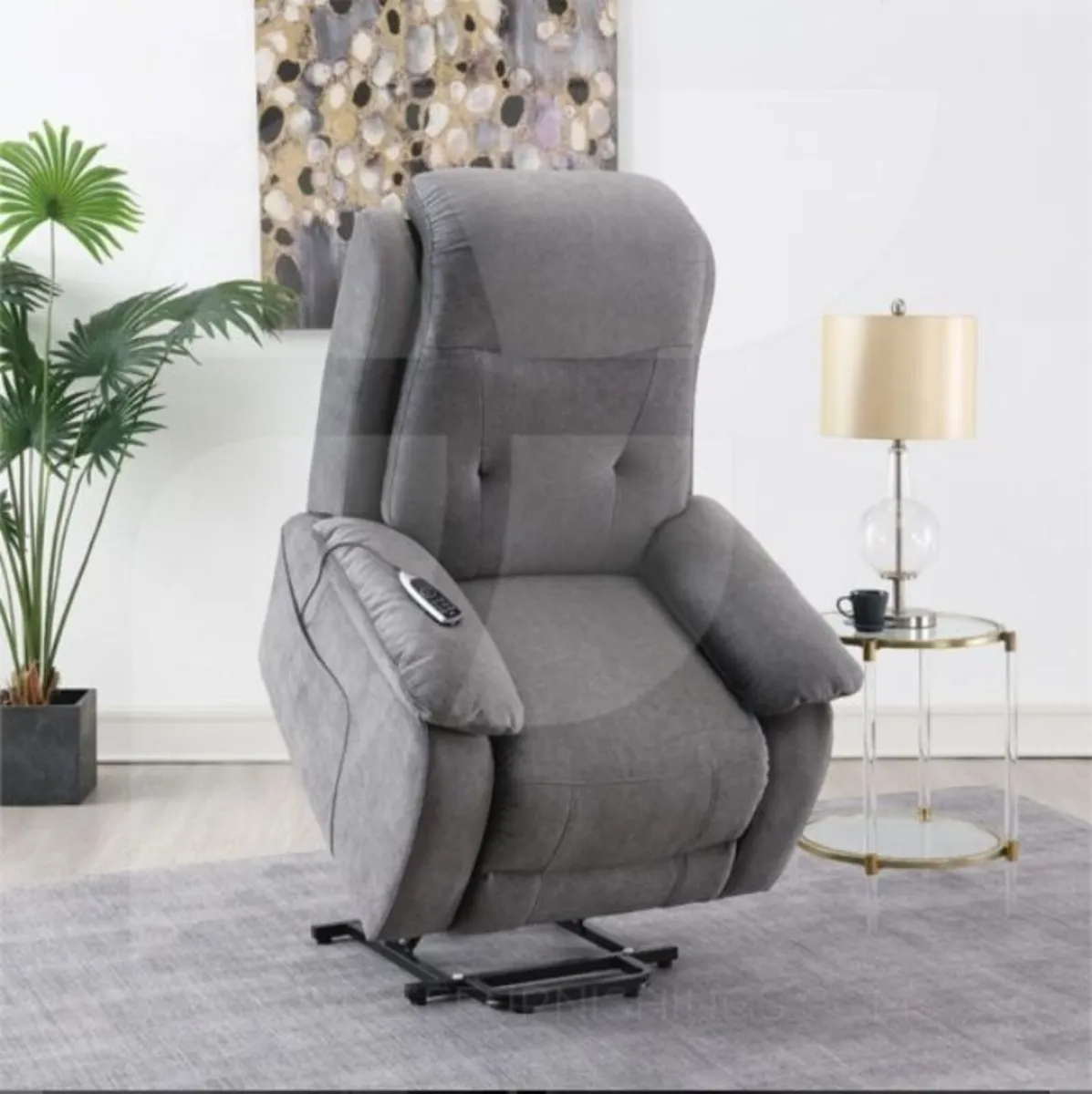 Linda Lift & Rise Massage Chair / 2 Colours - Image 2