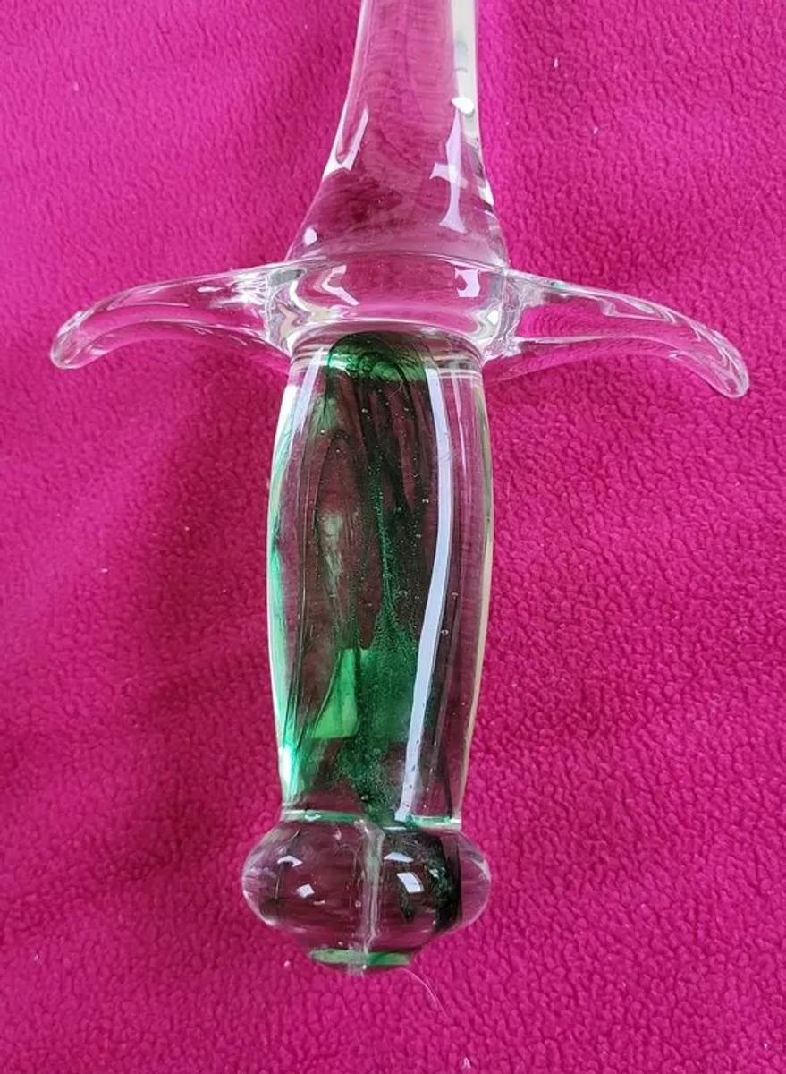 Wicklow Glass Sword  - 60cm - Image 3