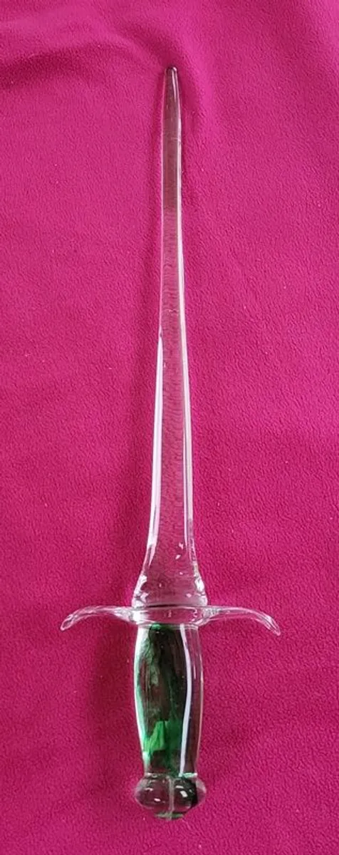 Wicklow Glass Sword  - 60cm - Image 4