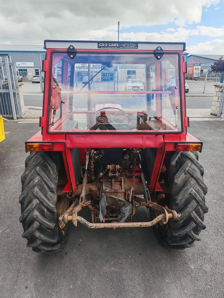 1973 Massey Ferguson 135 Vintage Classic Tractor - Image 2