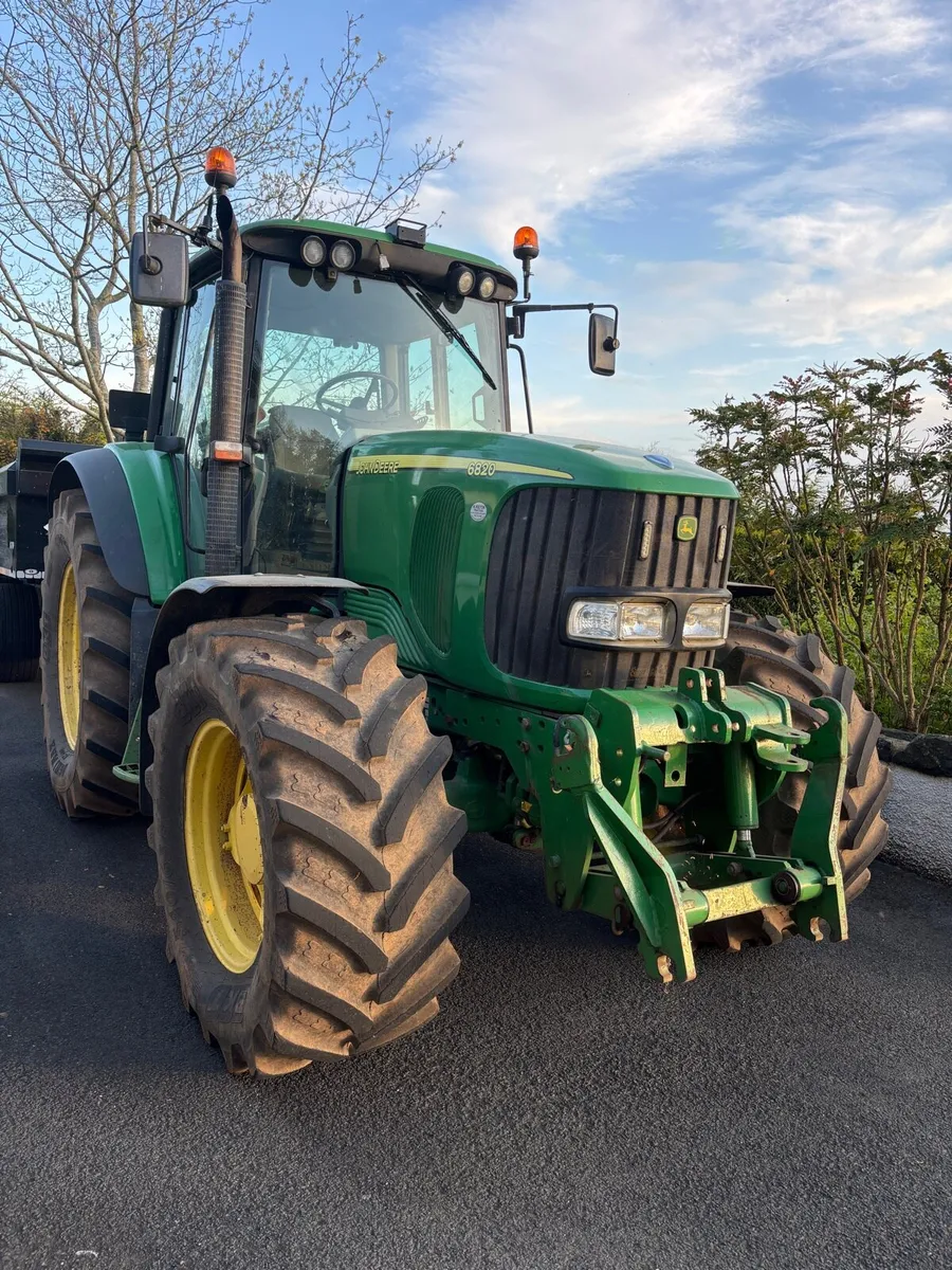 John Deere 6820 - Image 2