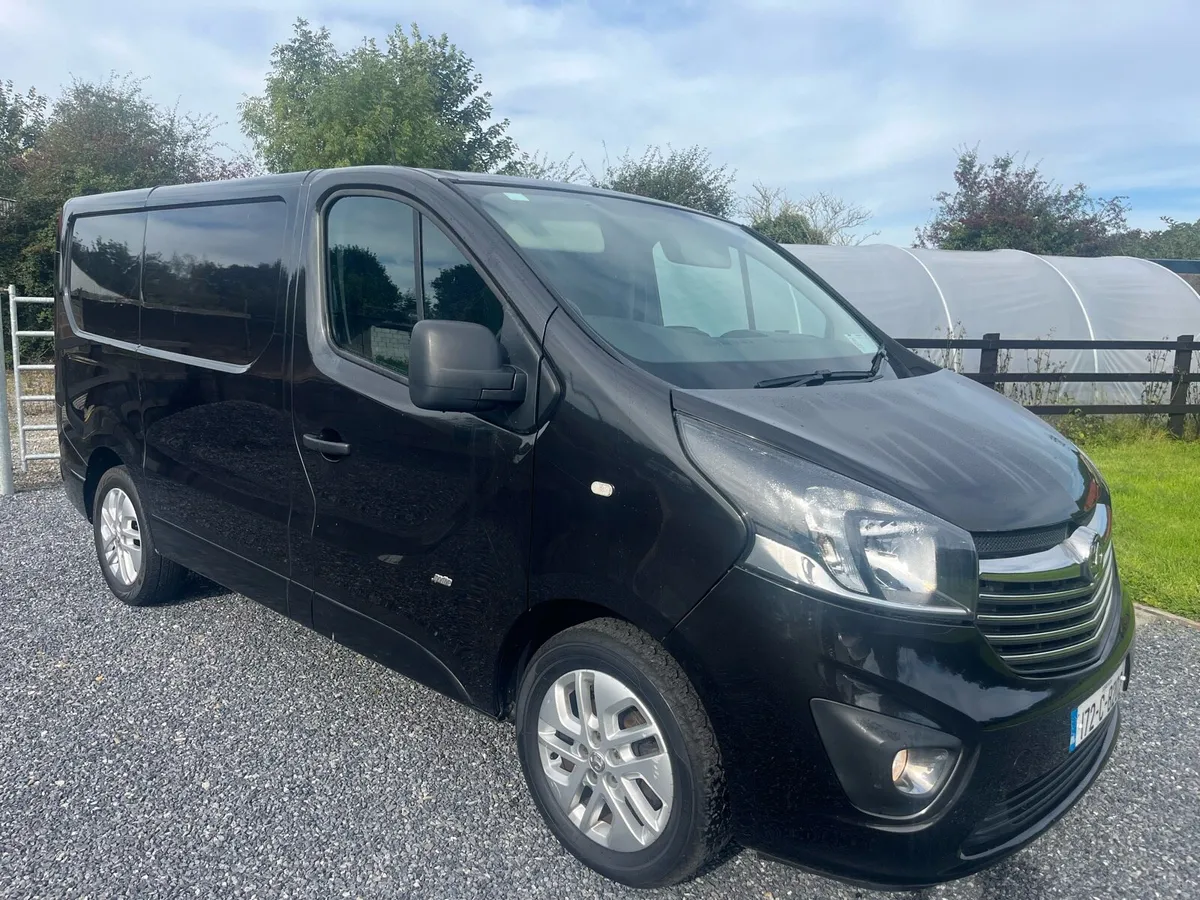 2017 Opel Vivaro - Image 2