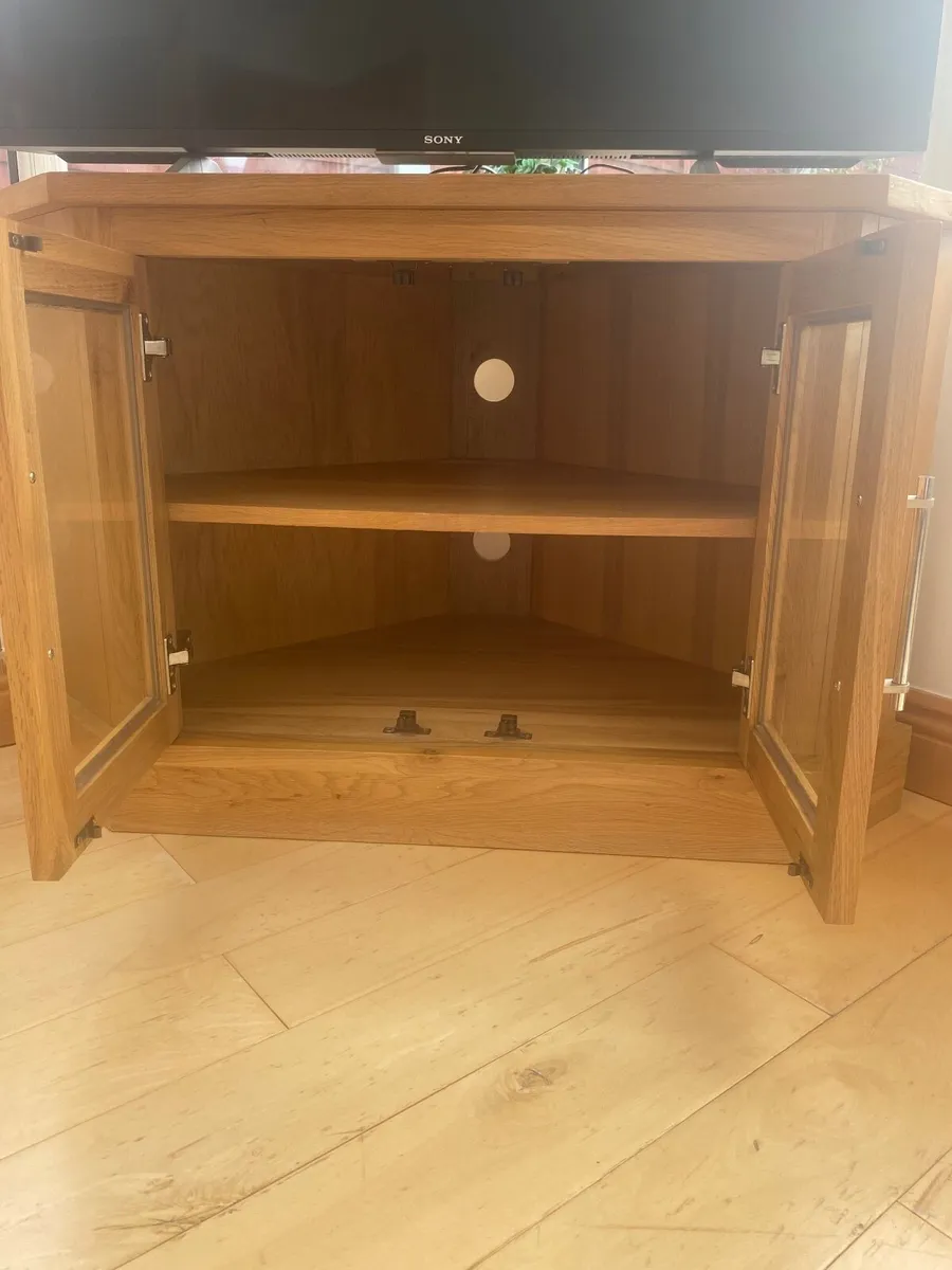 Oak Corner TV Unit - Image 3
