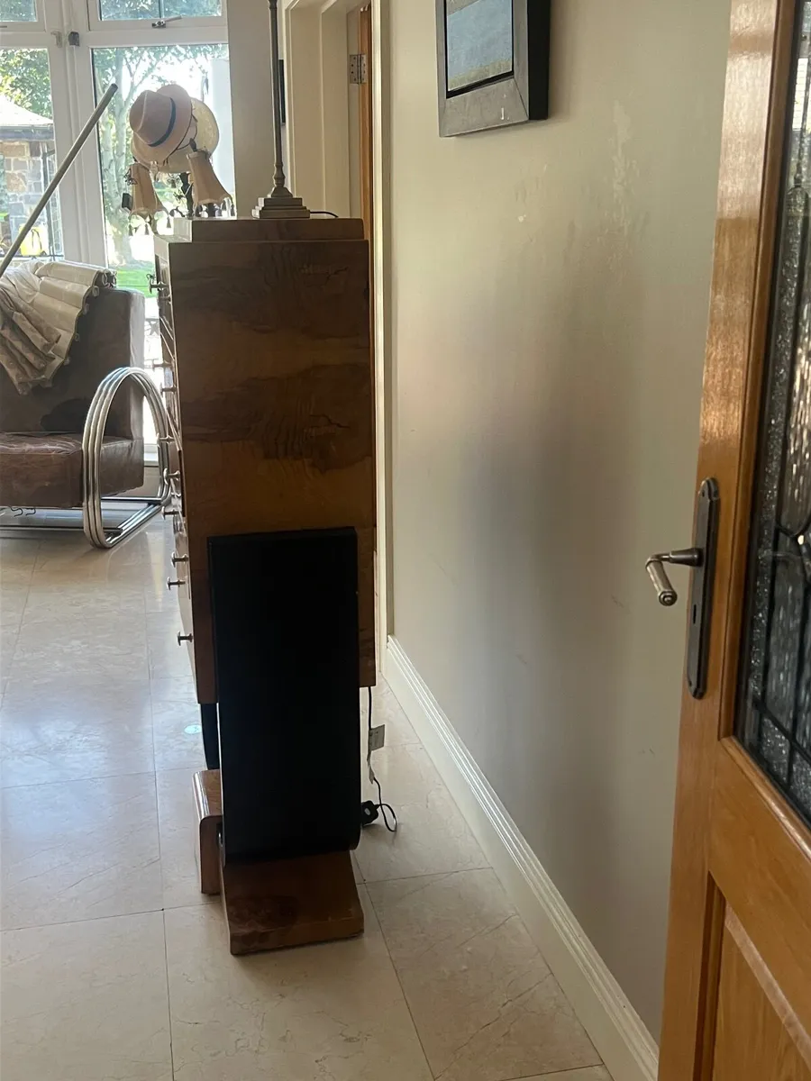 Burr walnut 5 door solid console - Image 4