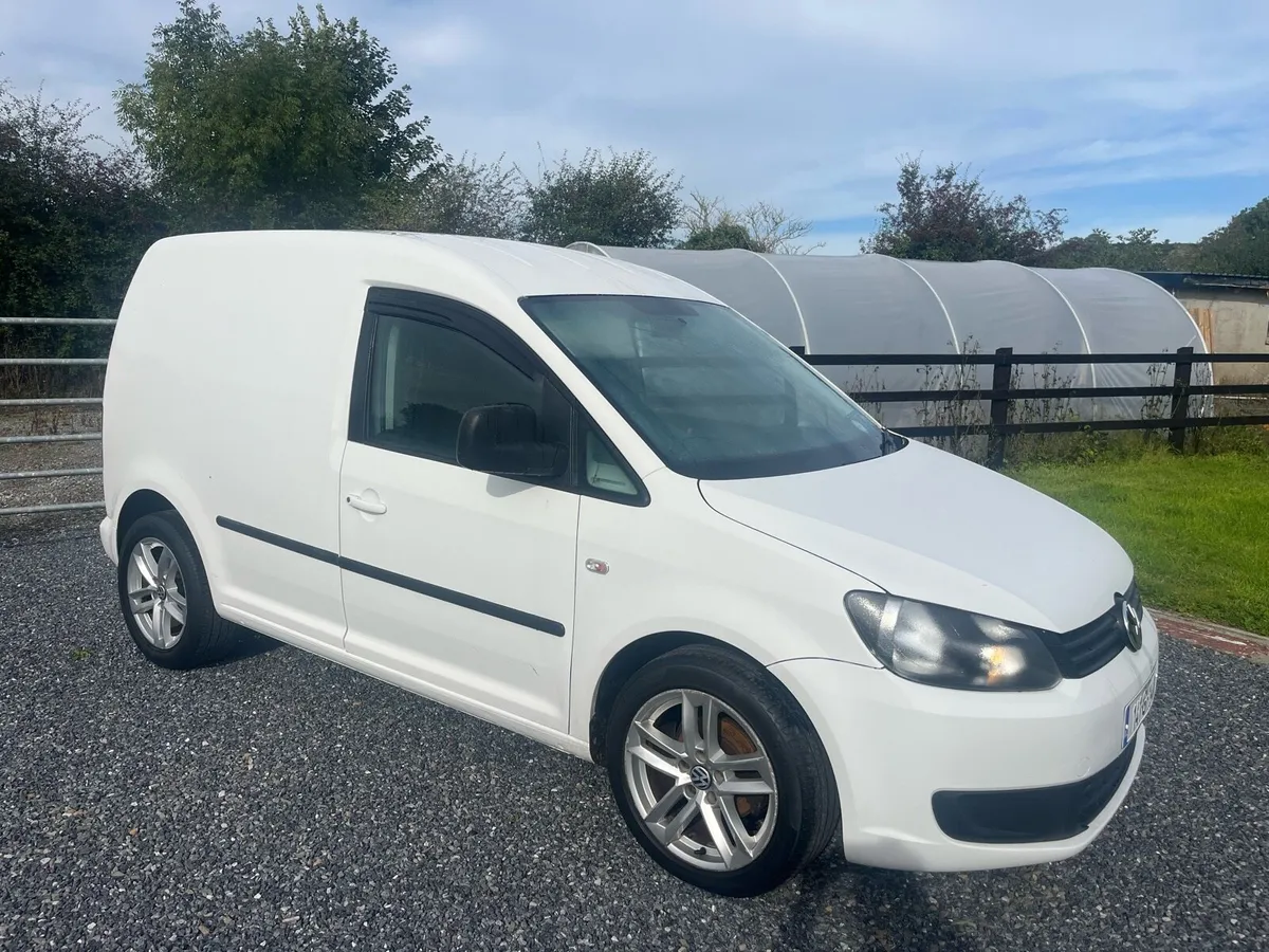 2104 VW Caddy - Image 2