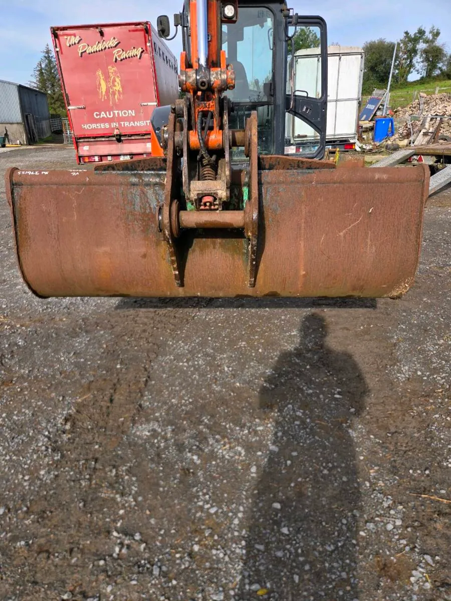 Buckets - Image 4