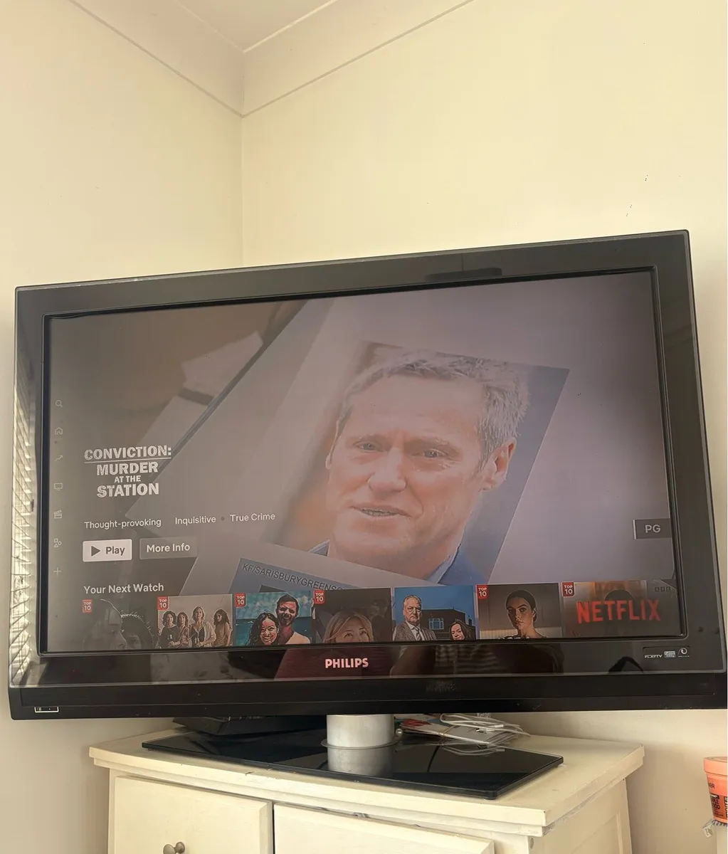 43” Philips TV - Image 2