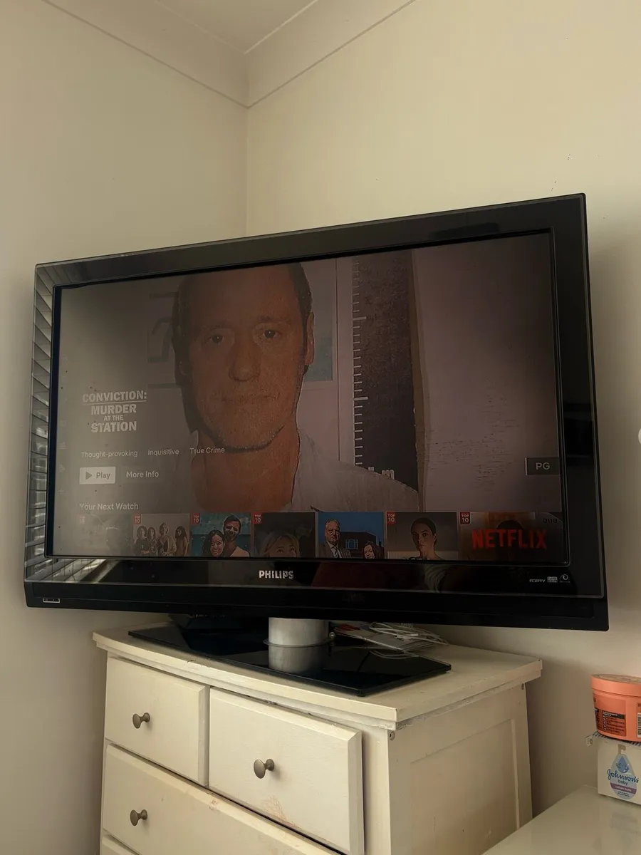 43” Philips TV - Image 3