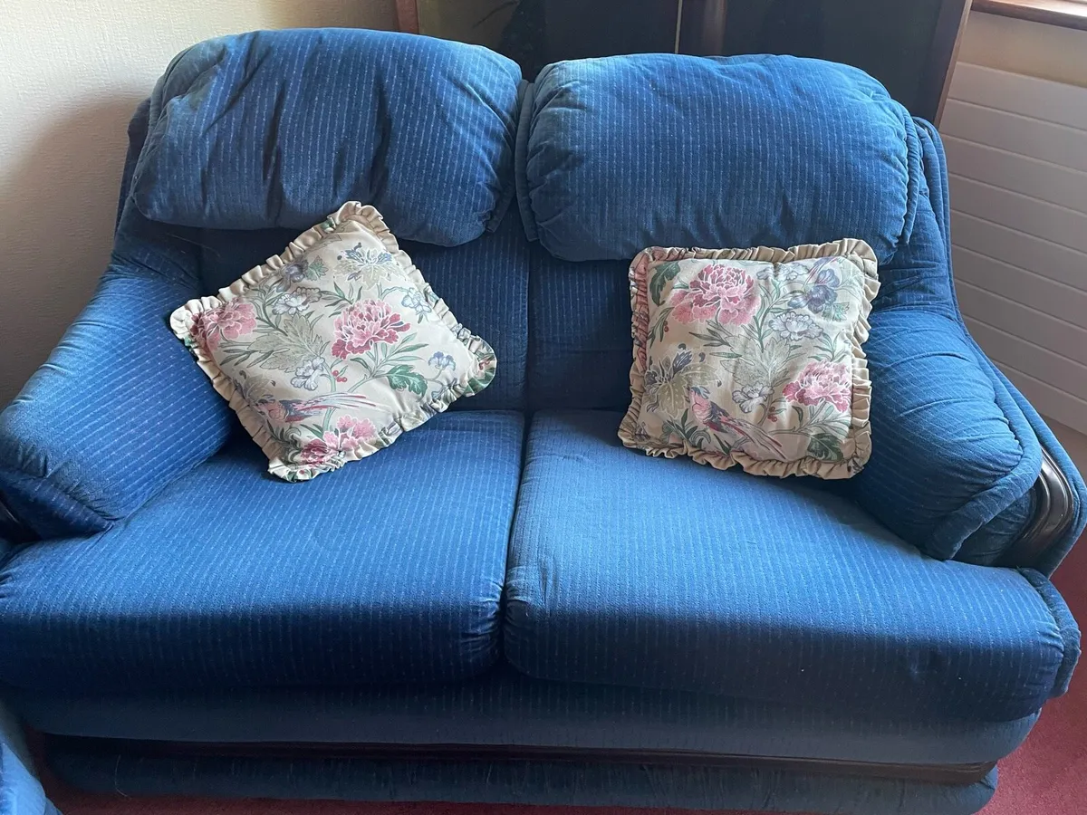 3+2+1 sofa couch armchair - Image 3