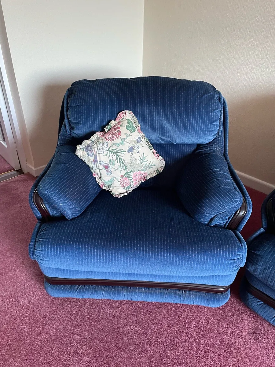 3+2+1 sofa couch armchair - Image 4