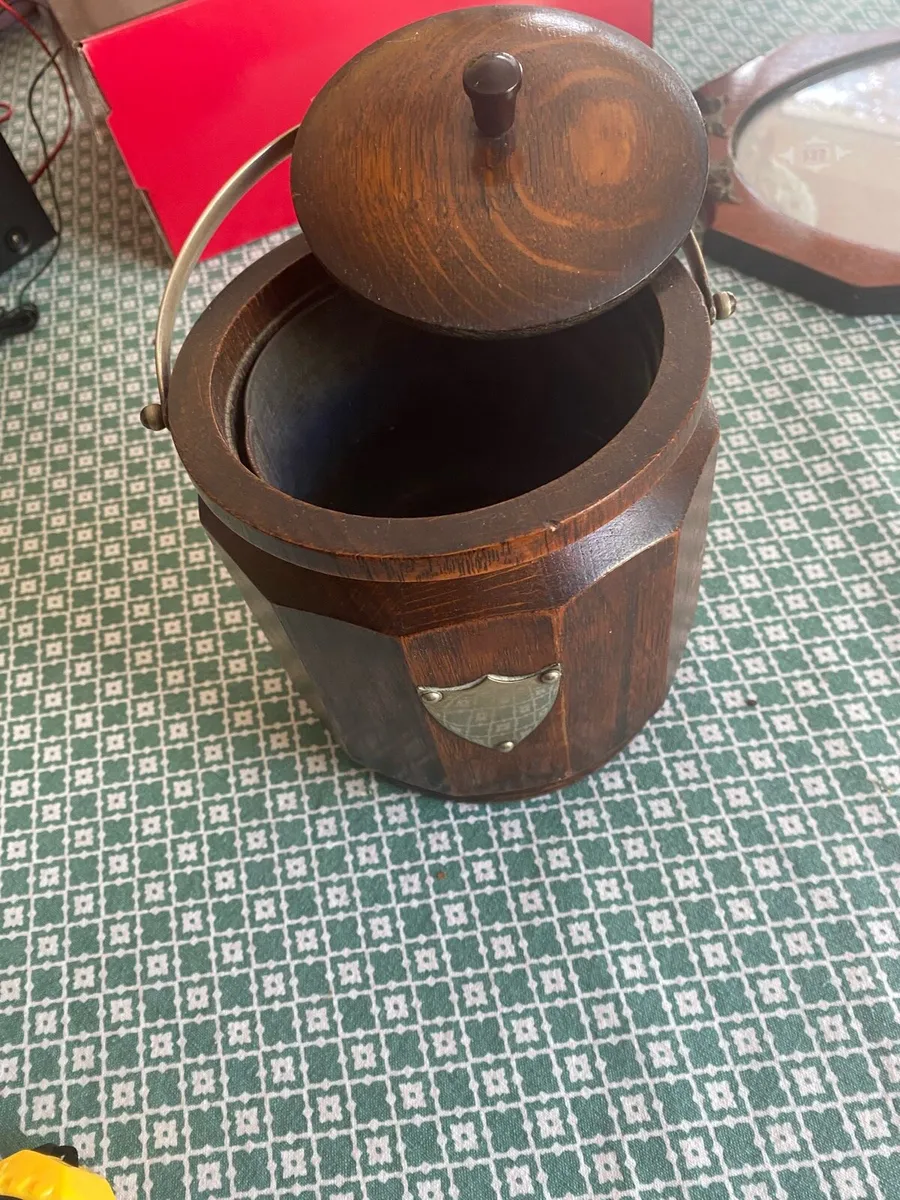 Antique biscuit barrel - Image 3