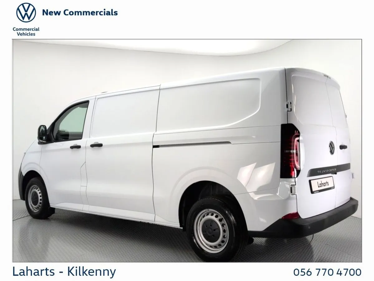 Volkswagen Transporter 28 VAN LWB TRENDLINE 110HP - Image 3