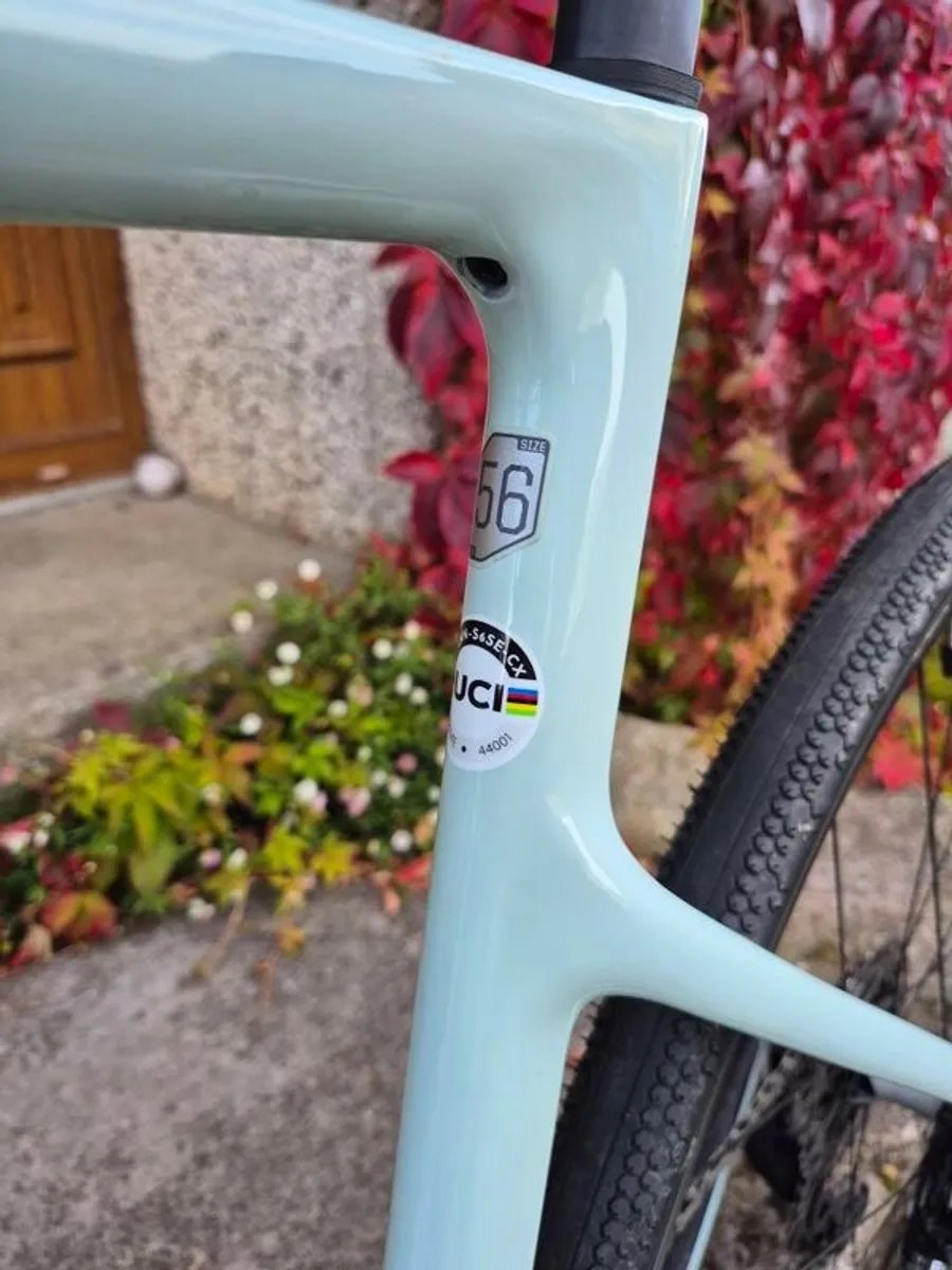 2023 Cannondale SuperSix Evo SE - Image 4