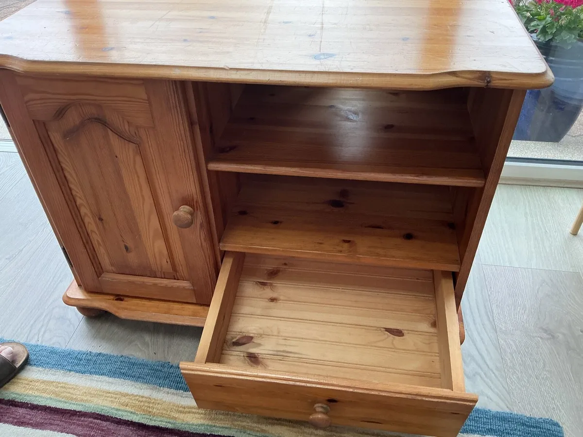 Solid Pine TV Unit - Image 2