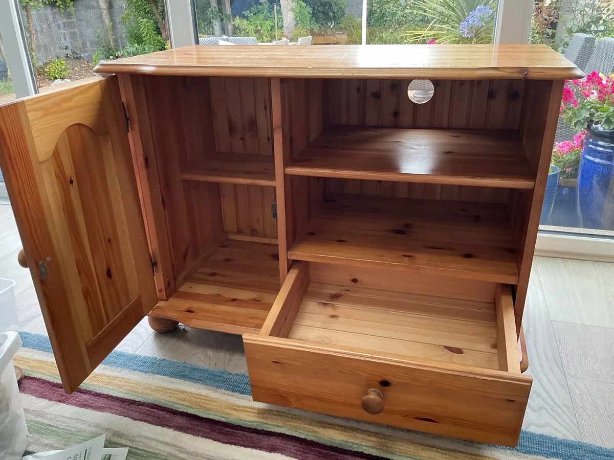 Solid Pine TV Unit - Image 3